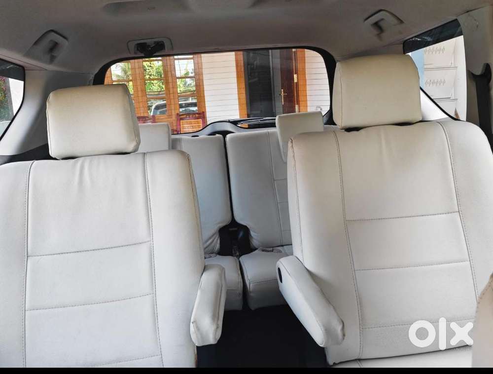 Toyota Innova Crysta 2.4 G Plus Mt 7 Str, 2019, Diesel