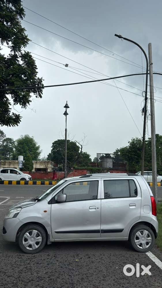 Maruti Suzuki Wagon R 2012 Petrol Well Maintained