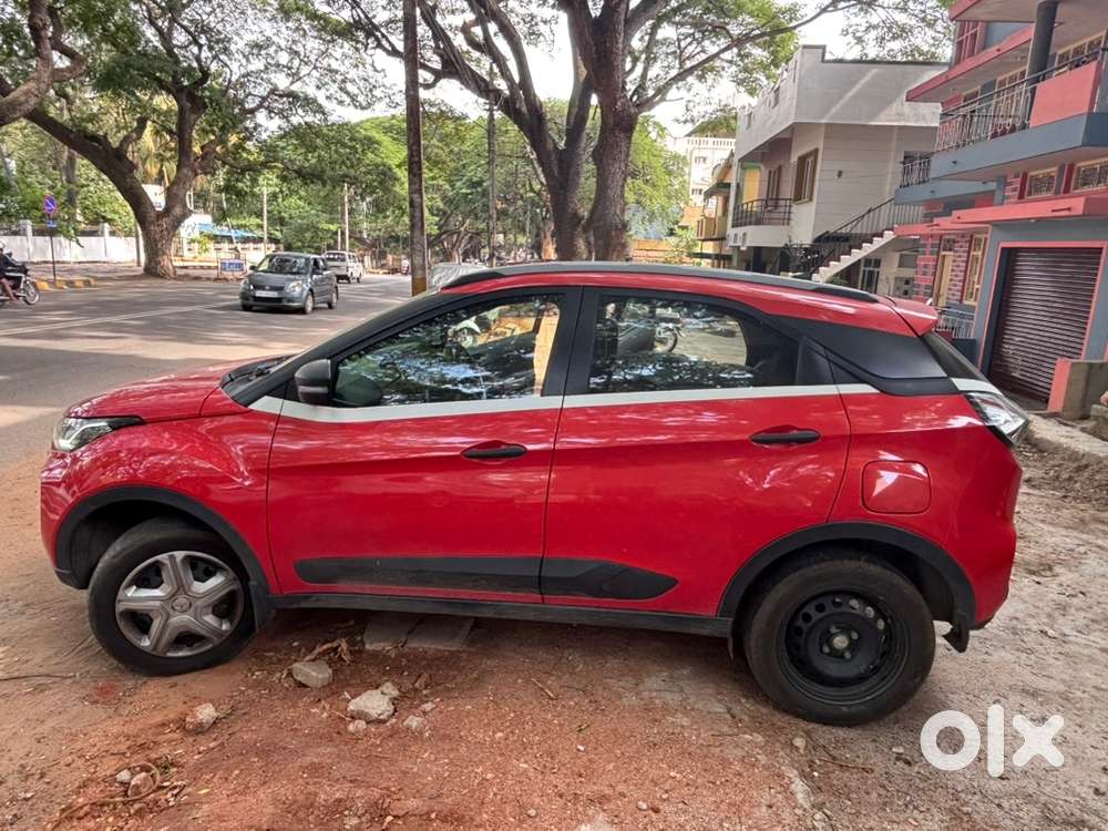 Tata Nexon Petrol 2022
