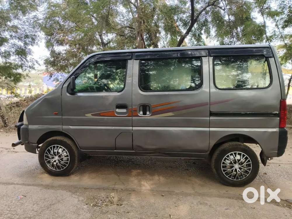 Maruti Suzuki Eeco 2011 Petrol Well Maintained