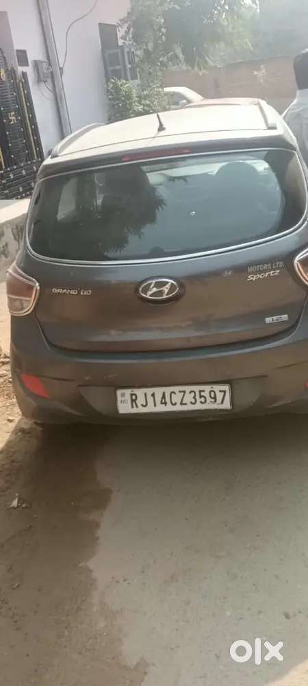 Hyundai Grand I10 Sportz 2015