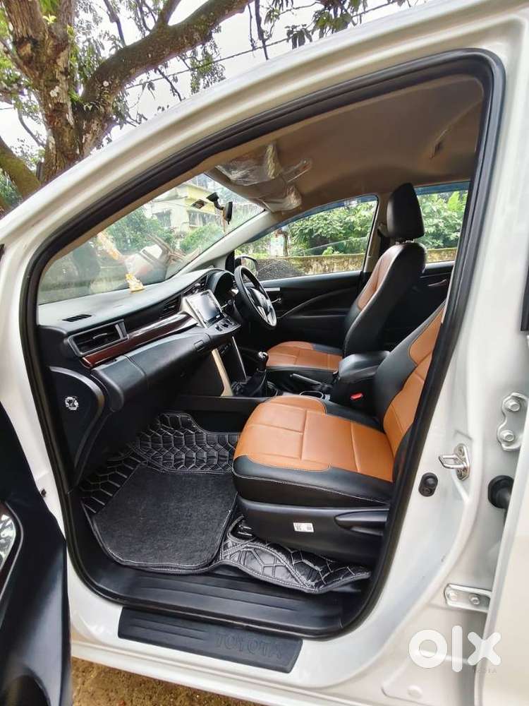 Toyota Innova Crysta 2.4 Gx Limited Edition At 7 Str, 2025, Diesel