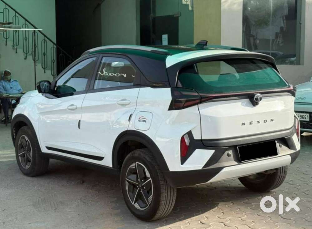 Tata Nexon Creative Plus S 1.2 Revotron Petrol 6 Mt, 2024, Petrol