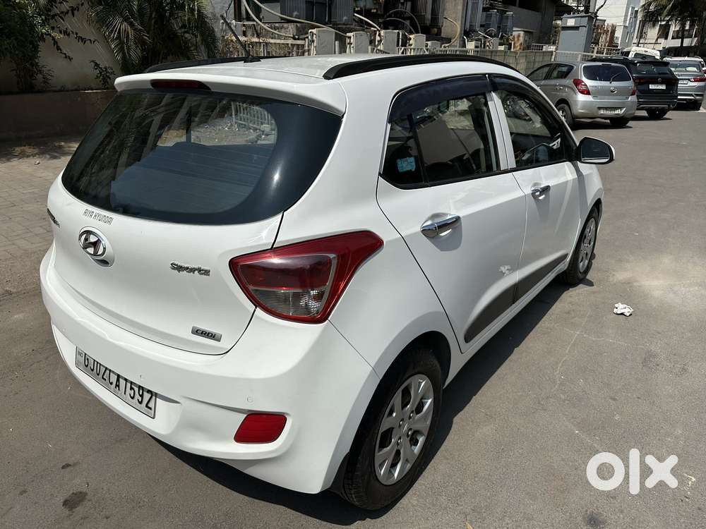 Hyundai Grand I10 1.2 Crdi Sportz Option, 2015, Diesel