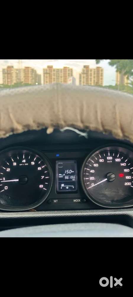 Tata Tiago Xe, 2017, Petrol