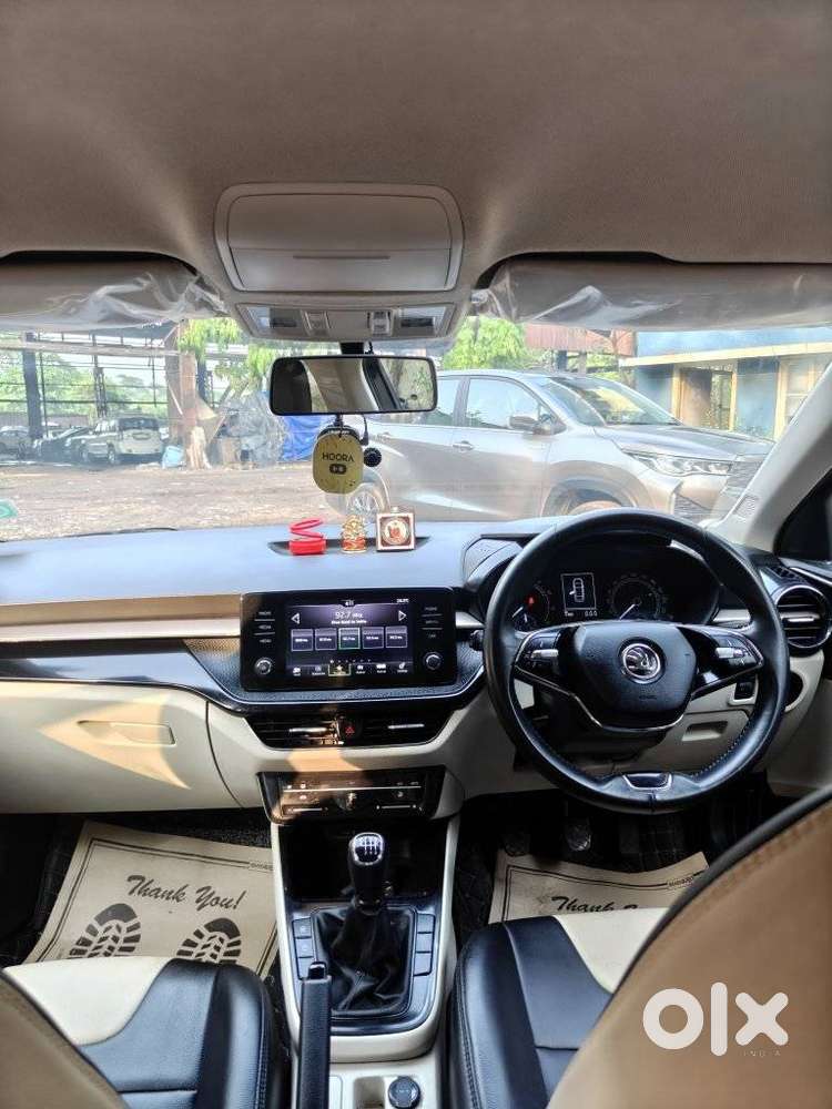 Skoda Slavia 1.0 Ambition Tsi, 2023, Petrol