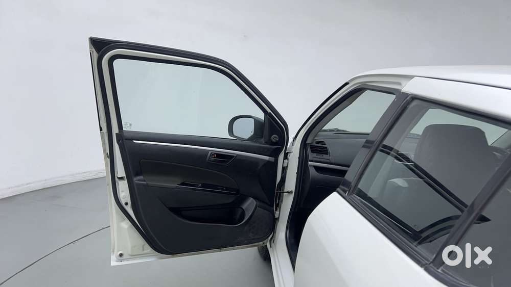 Maruti Suzuki Swift 1.2 Lxi (o), 2017, Petrol