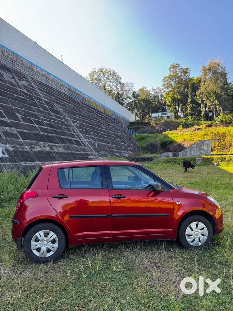 Maruti Suzuki Swift 2011 Petrol Well Maintained