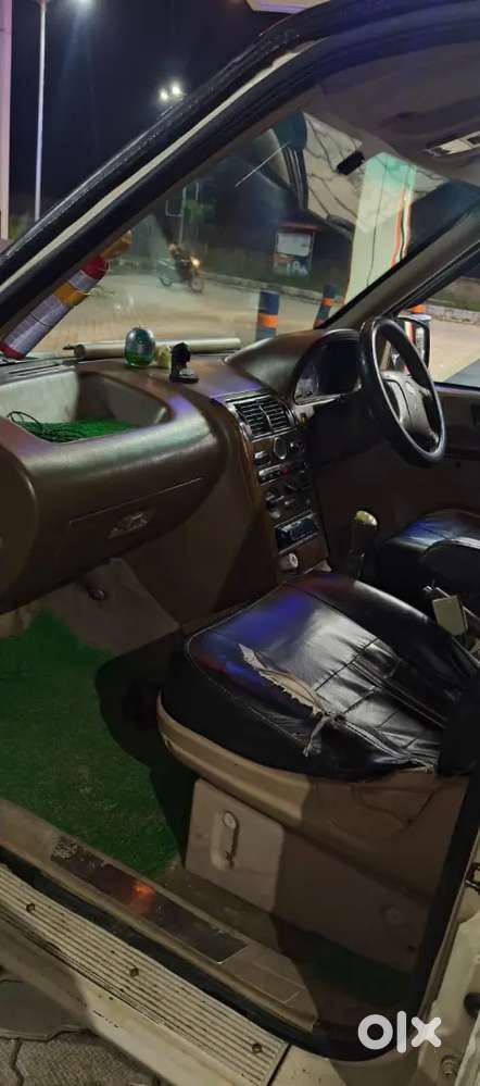 Tata Safari