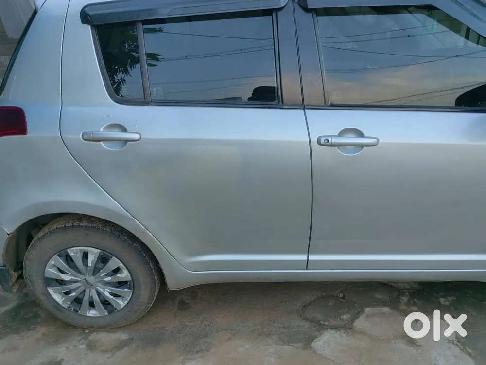 Maruti Suzuki Swift 2009 Petrol 115000 Km Driven