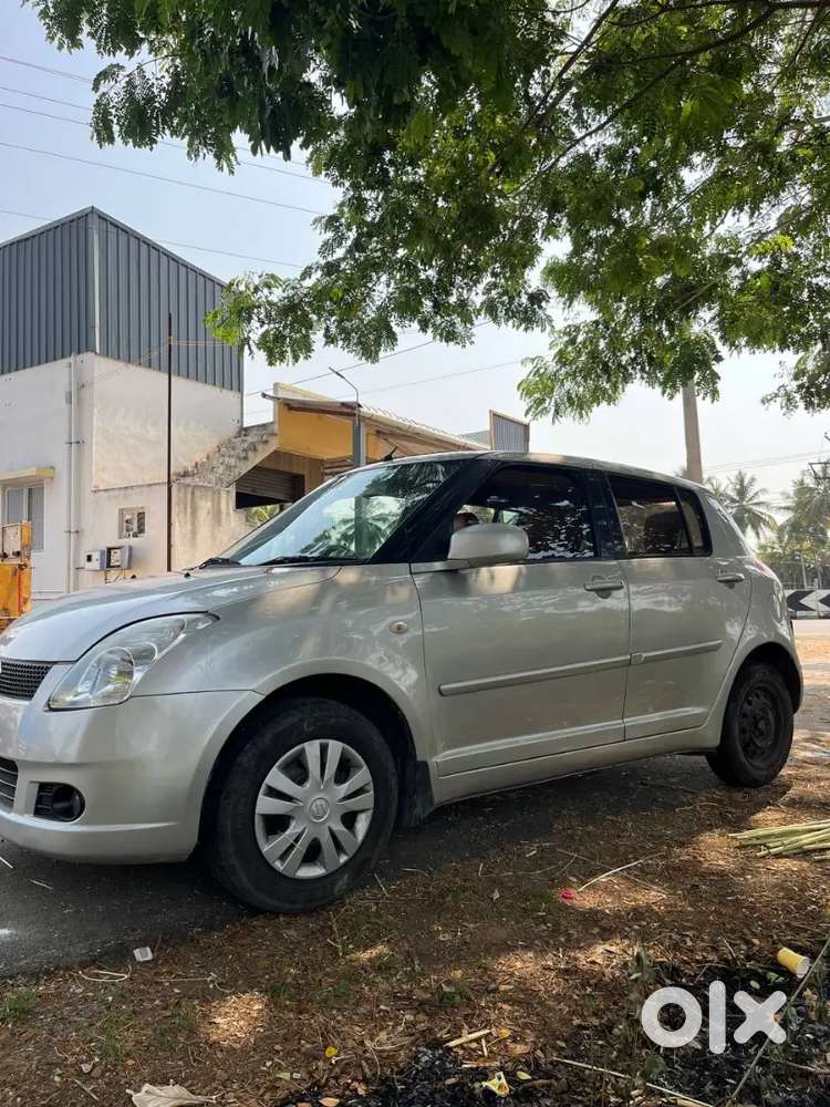 Maruti Suzuki Swift 2005 Petrol - Best Condition