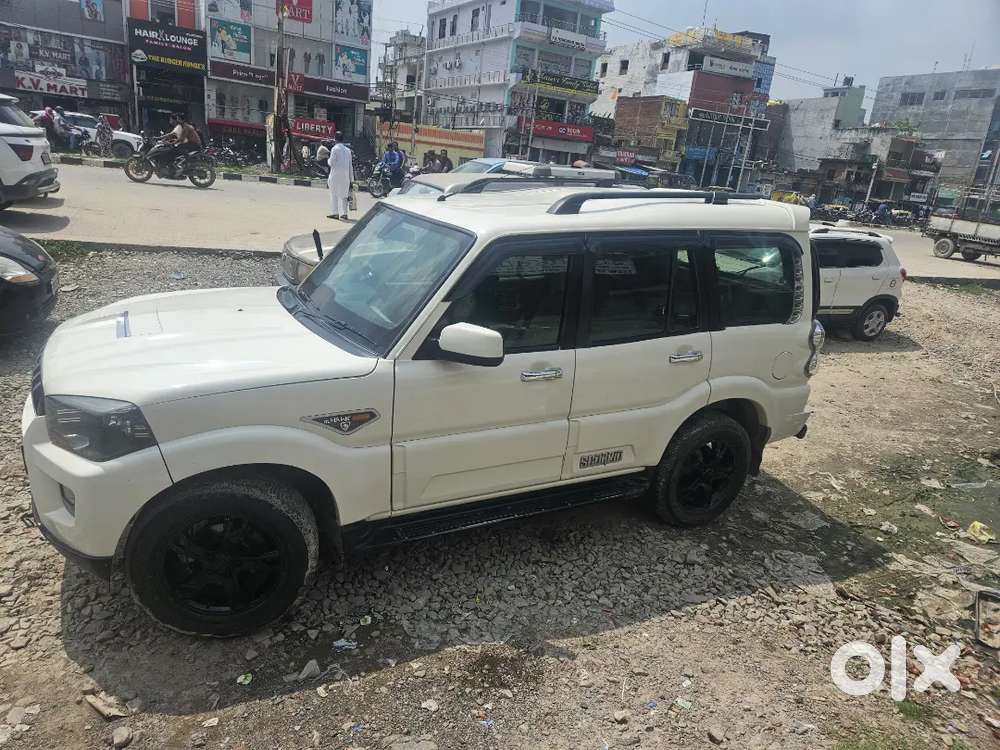 Mahindra Scorpio Diesel 2016