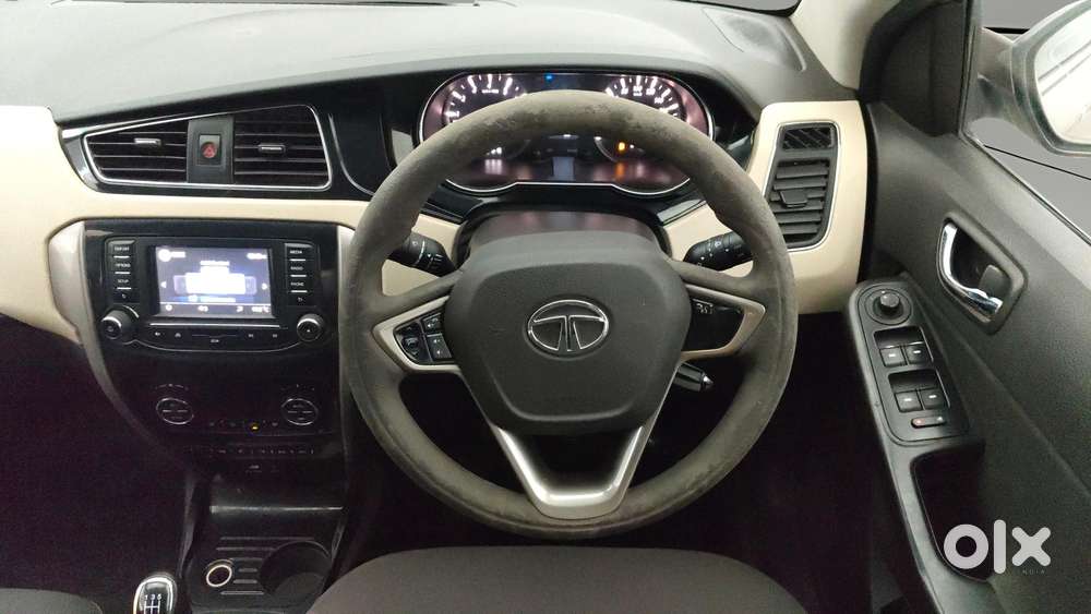 Tata Zest  1.2 Revotron Xt, 2015, Petrol