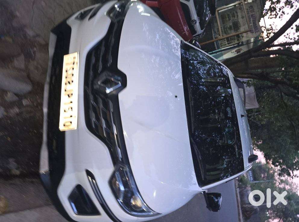 Renault Triber Rxz Easy-r Amt, 2023, Petrol