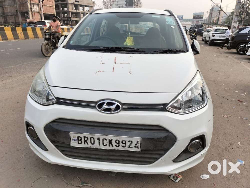 Hyundai Grand I10 2013-2016 Sportz, 2015, Petrol