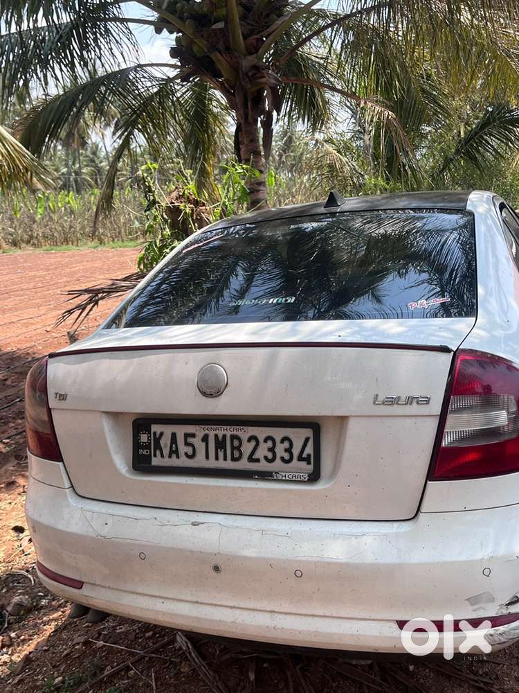 Skoda Laura Diesel 2011 Km Driven