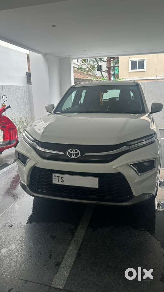 Toyota Urban Cruiser Hyryder 2023 Model