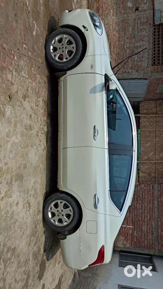 Renault Scala 2016 Petrol 90000 Km Driven