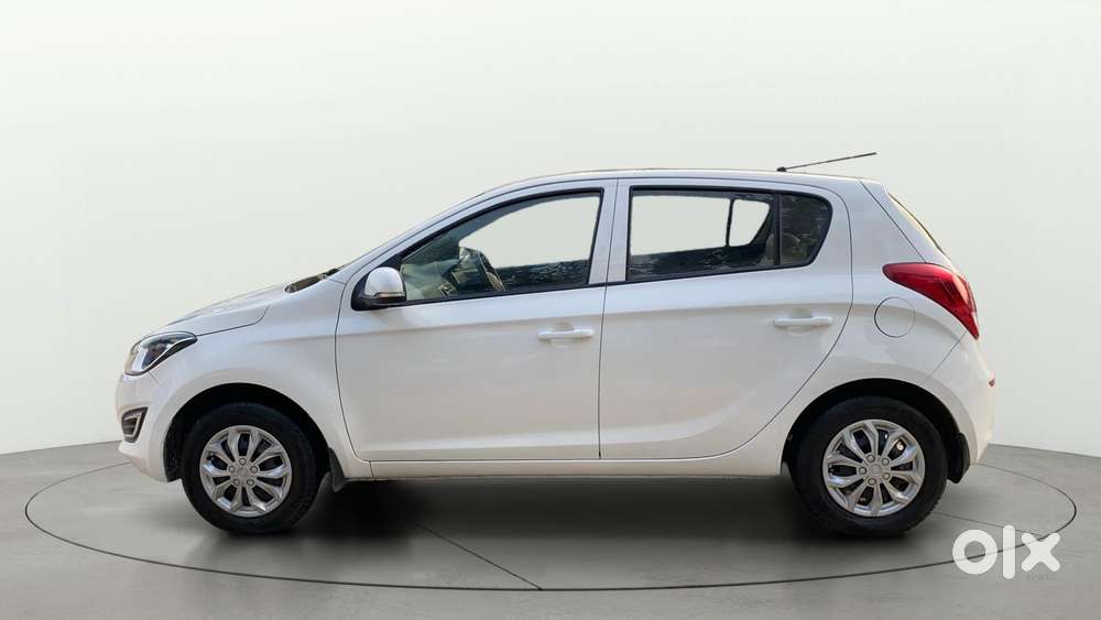 Hyundai I20 Magna Optional 1.2, 2013, Cng & Hybrids
