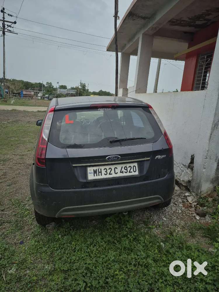 Ford Figo 1.2 Petrol 2011