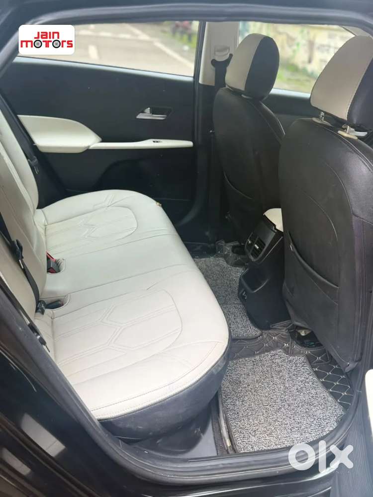Hyundai Verna 1.5 Sx Petrol Mt, 2023, Petrol
