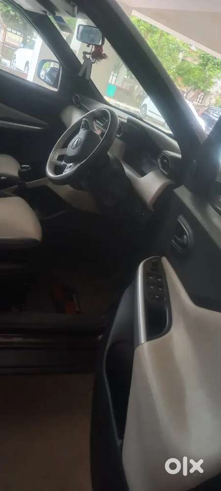 Nissan Magnite 2024 Petrol 13000 Km Driven