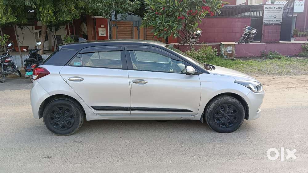 Hyundai I20 Sportz 1.2 Bs-iv, 2015, Petrol
