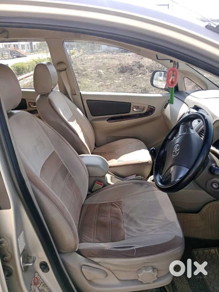 Toyota Innova 2014 Diesel 21000 Km Driven