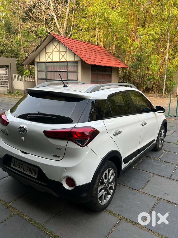 Hyundai I20 Active 2015 Diesel 114000 Km Driven