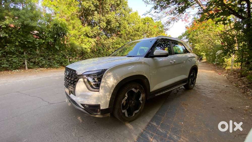 2022 Hyundai Alcazar Signature Diesel Automatic  15,000 Kms  Executi