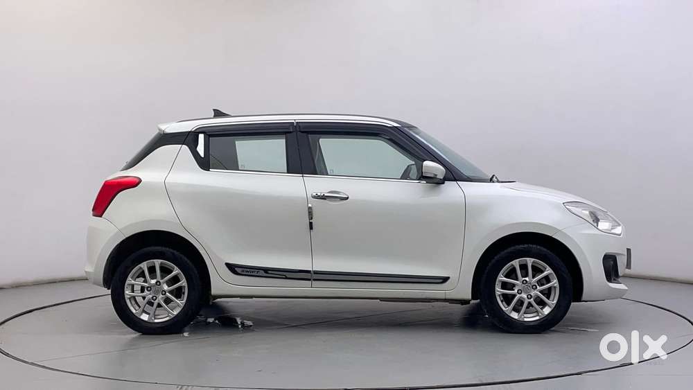 Maruti Suzuki Swift 1.3 Zxi, 2023, Petrol
