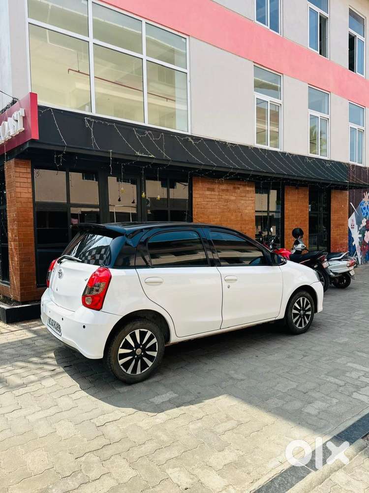 Toyota Etios Liva V Limited, Manual, 2019