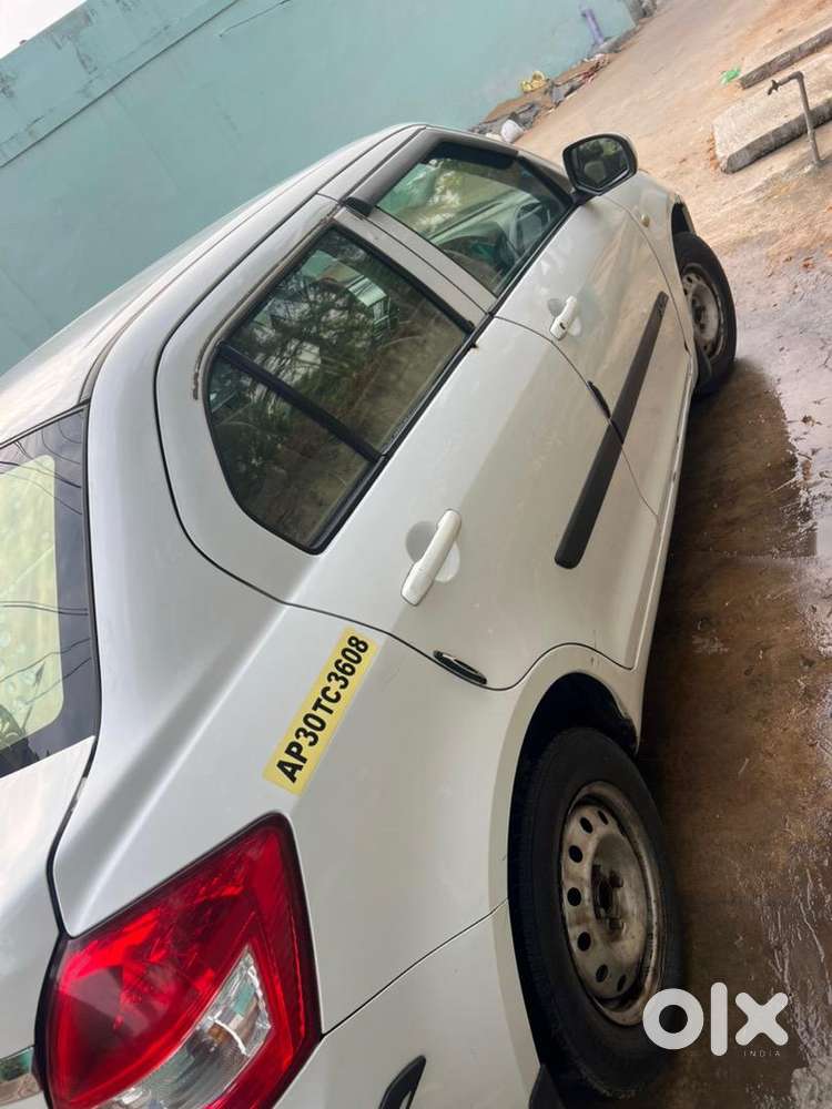 Maruti Suzuki Swift Dzire 2018 Diesel Well Maintained