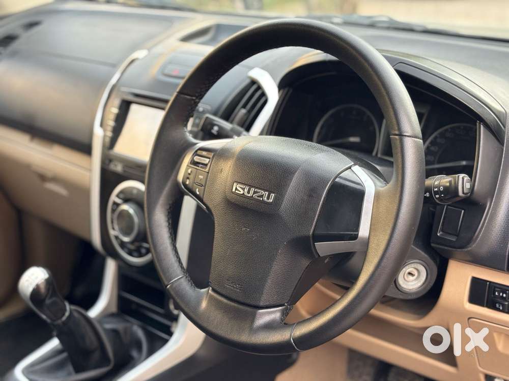 Isuzu V-cross Z 4x4 Mt, 2018, Diesel