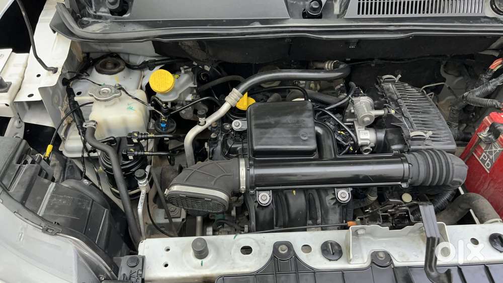 Renault Triber Rxl, 2022, Petrol