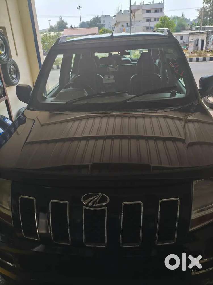 Mahindra Tuv 300 2017