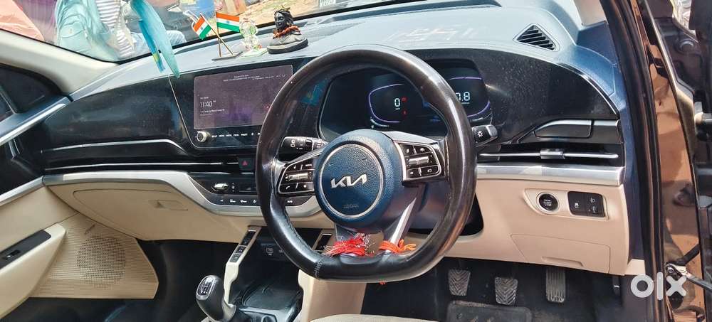 Kia Carens G1 4.6mt Luxury Plus 7, 2023, Petrol