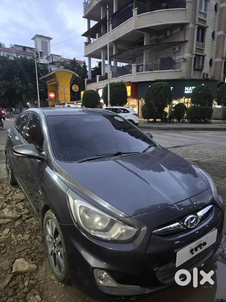 2013 Hyundai Verna Sx