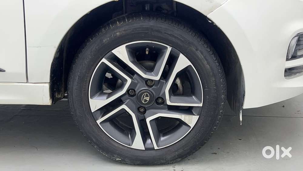 Tata Tiago Xza Plus, 2023, Petrol
