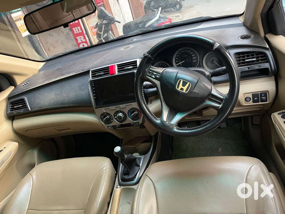 Honda City I Dtec V, 2012, Petrol