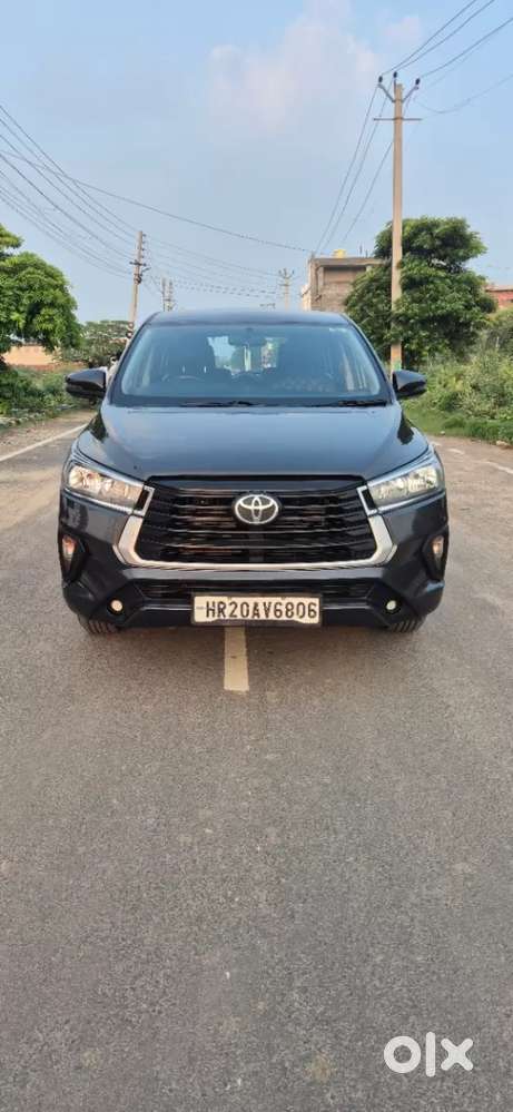 Toyota Innova Crysta 2.4 G Mt 7 Str, 2022, Diesel