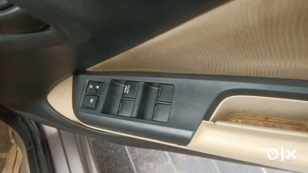 Honda City V At 2016