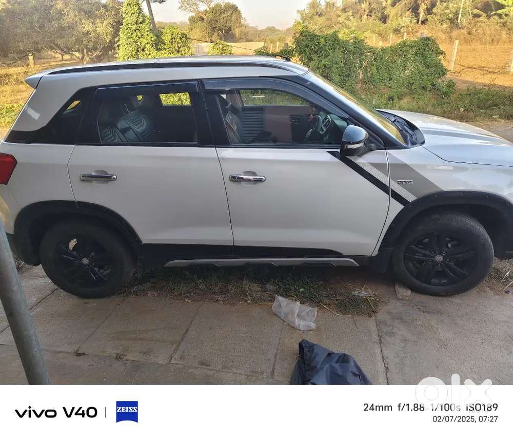 Maruti Suzuki Brezza 2016 Diesel 104000 Km Drivenshiroom Mentain