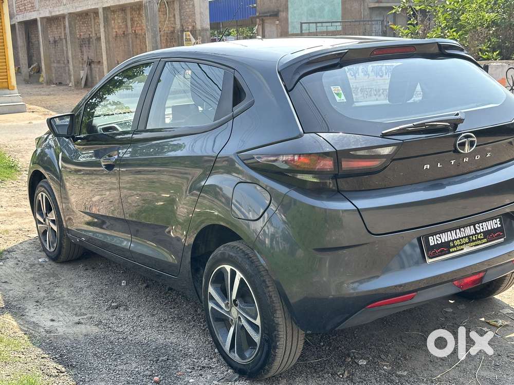 Tata Altroz 1.2 Xz Plus Dark Edition, 2021, Petrol