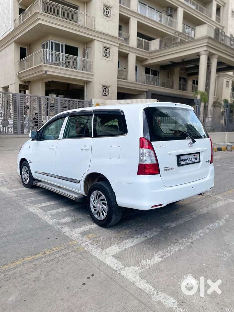Toyota Innova 2.5 G (diesel) 8 Seater Bs Iv, 2011, Diesel