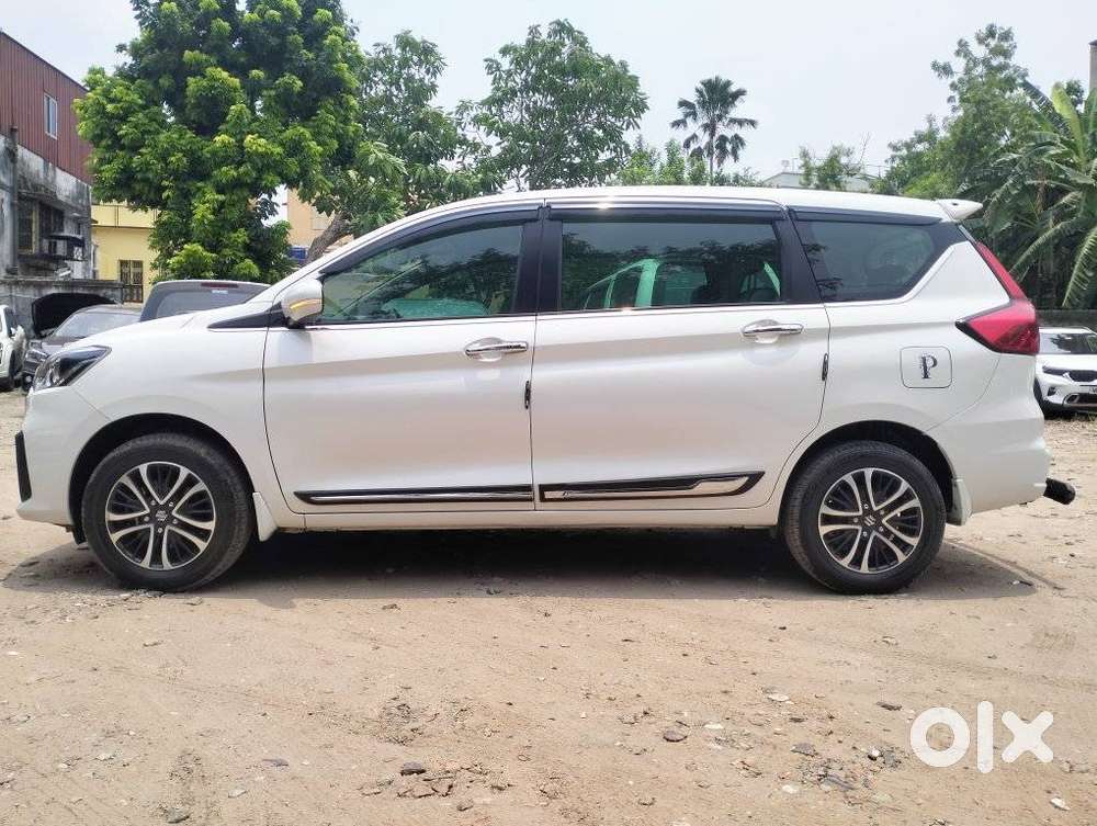 Maruti Suzuki Ertiga 1.5 Zxi Plus Shvs, 2022, Petrol