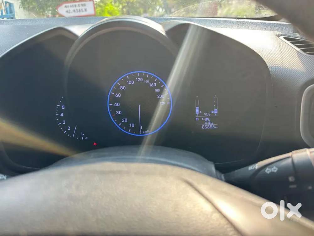 Hyundai Venue 2020 Petrol 67000 Km Driven