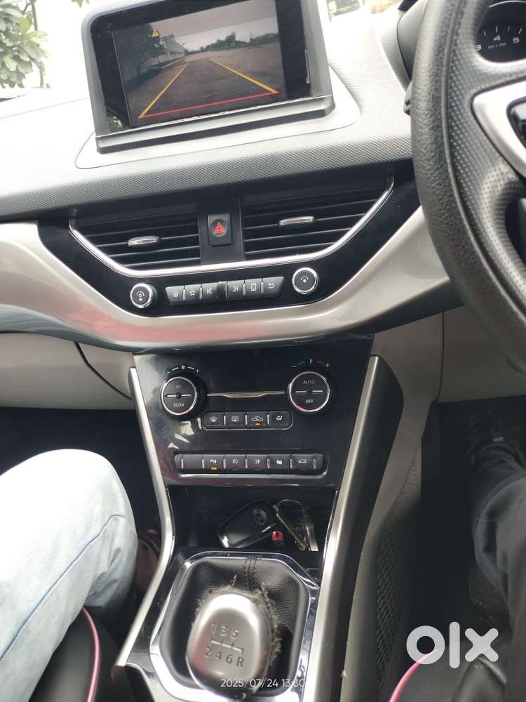 Tata Nexon 1.2 Revotron Xz Plus, 2017, Petrol