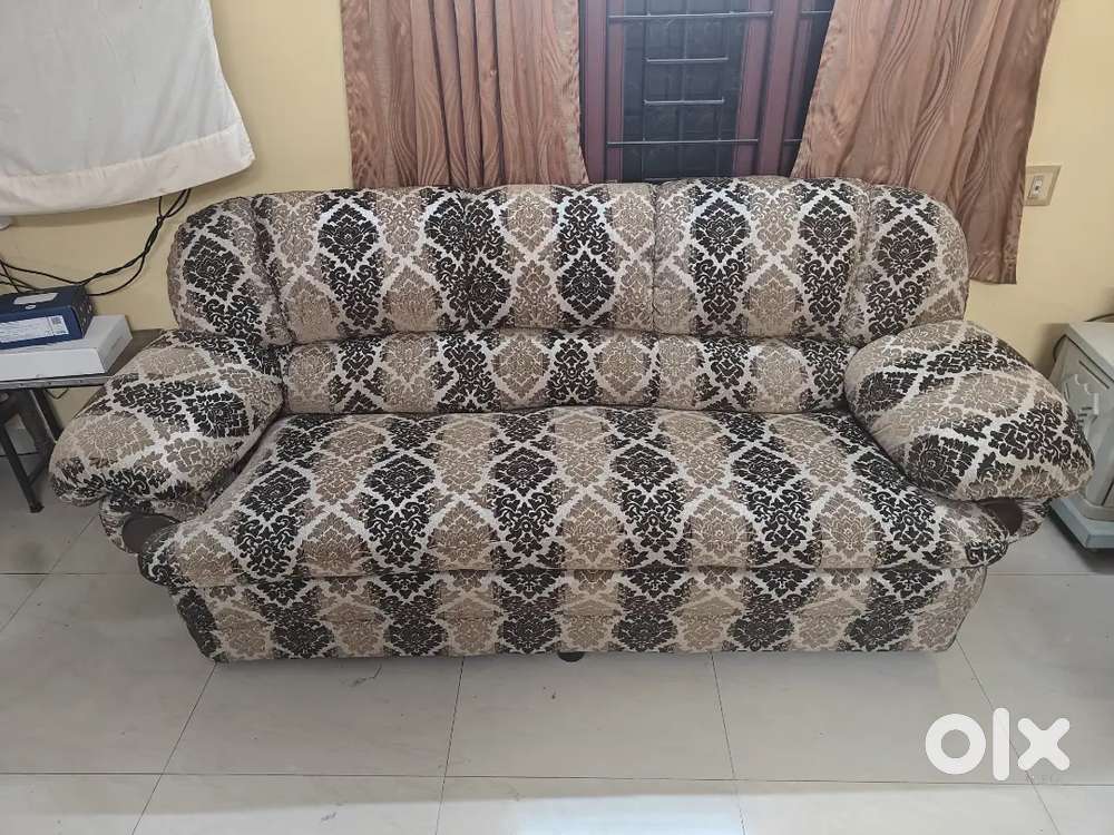 Sofa set 3+1+1