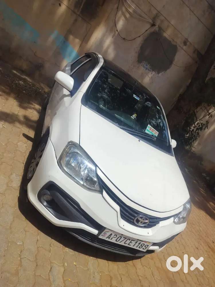 Toyota Etios Liva J 2014